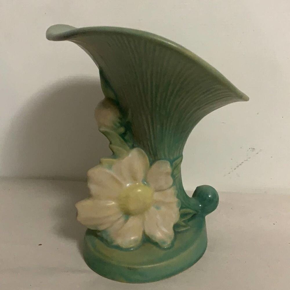 ROSEVILLE PEONY GREEN CERAMIC CORNUCOPIA VASE‎ USA # 170-6  1942